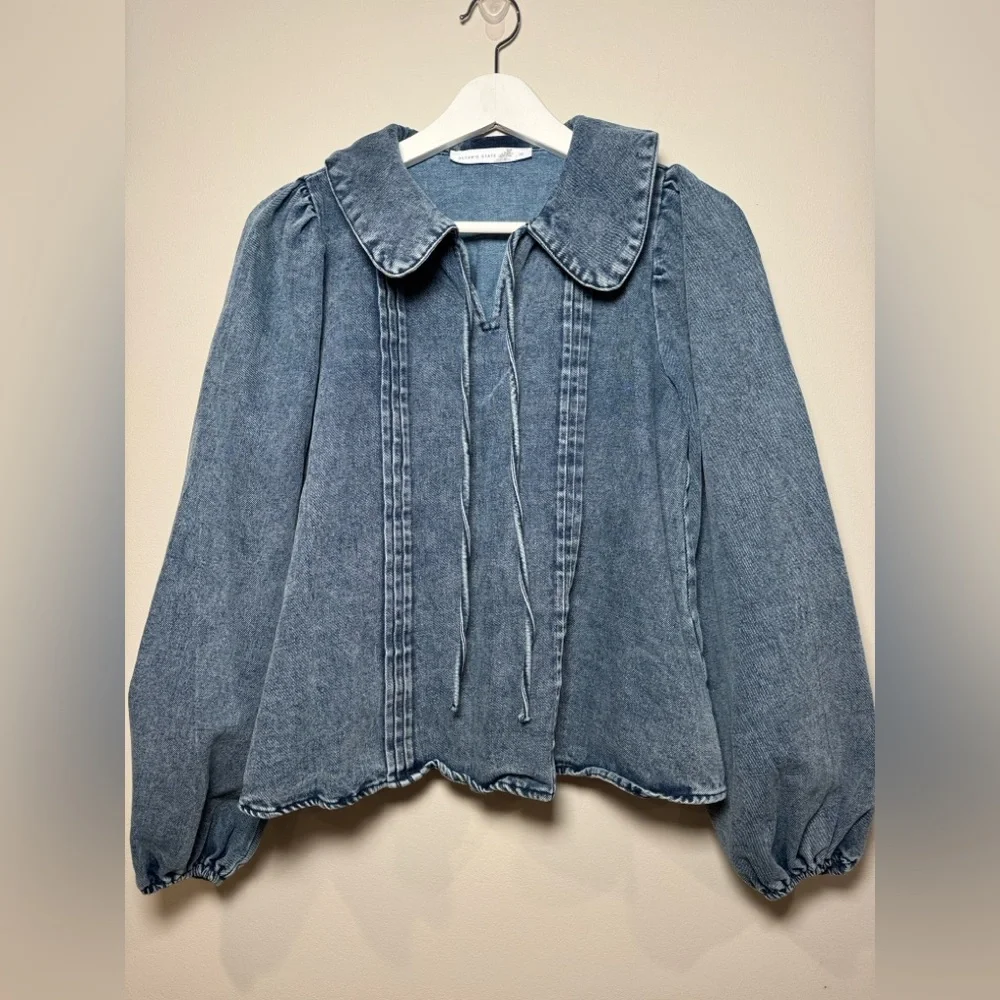Alter'd State Denim Puff Sleeve Blouse Peter Pan Collar Size Small - Picture 3 of 8